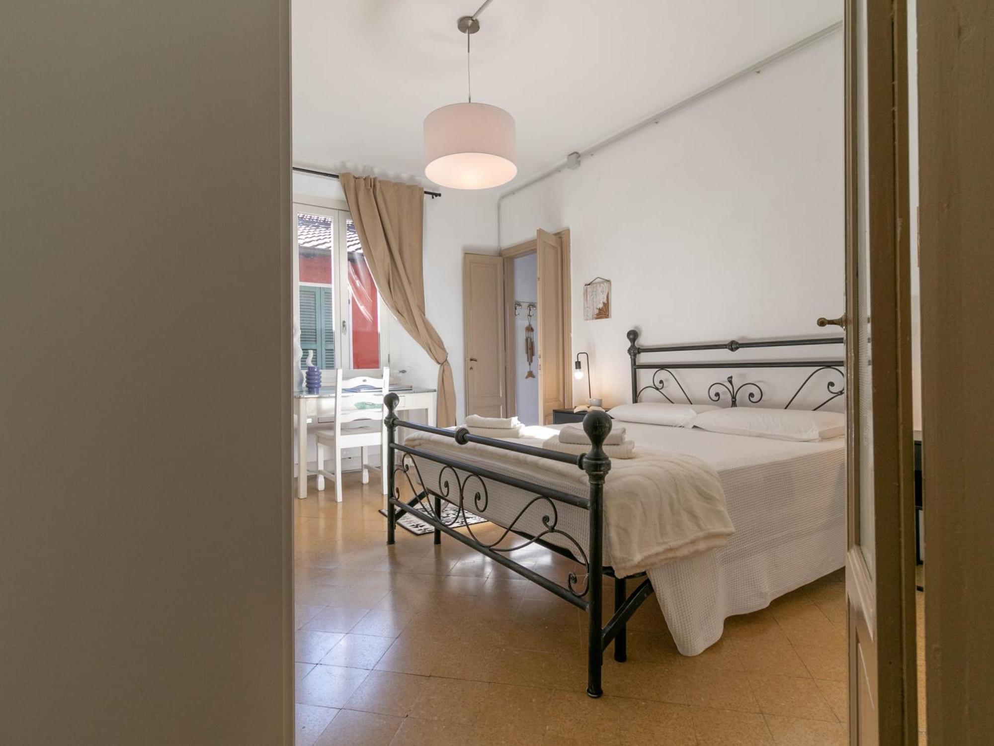 Welcomely - Casa Margherita Варена Екстериор снимка